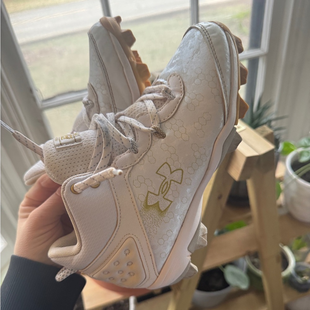 Under Armour baseball cleats